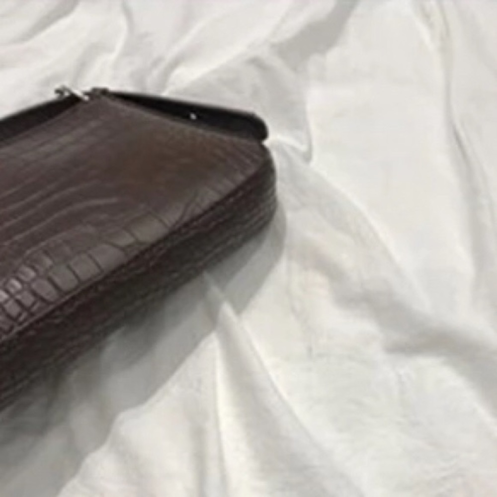 Retro Hand Bag. - Picture 7 of 11